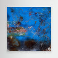 Blue Echo Burning Canvas frontal – tiefblaue Oberfläche mit feinen Strukturen und organischen Linien
