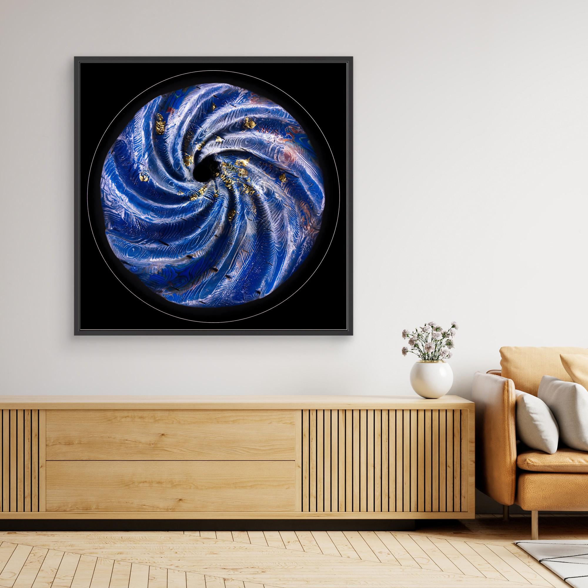 Cherulight in modernem Interieur – Spiralstruktur als energetischer Blickpunkt