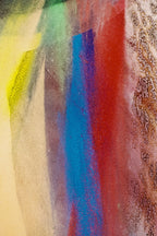Detail der Spring Edition – eingebrannte Pigmente und organische Brandspuren in der Oberfläche
