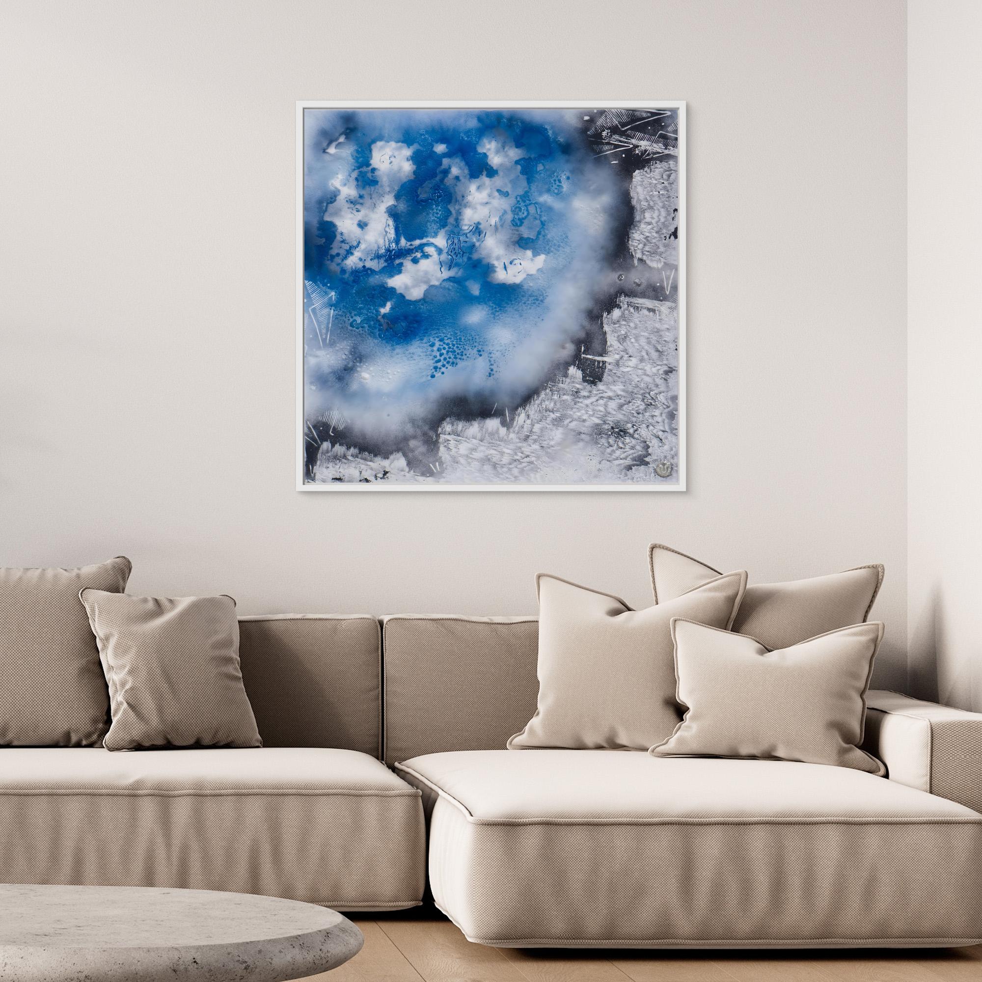 The Cloud of Embers im Raum – ruhiges Kunstwerk mit schwebender, atmosphärischer Präsenz